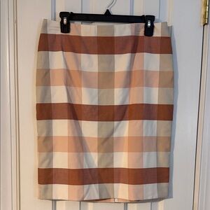 NWT Ann Taylor Checked Peach and Cream Pencil Skirt Size 8